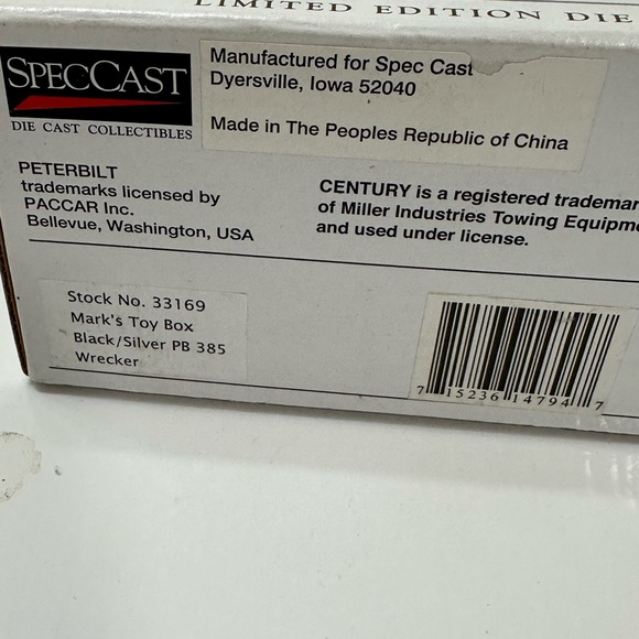 First Gear 1:50 Scale Kenworth T880 with Century 1060 Rotator Wrecker die-cast m - Picture 7 of 9